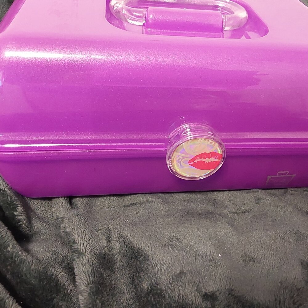 CABOODLES VINTAGE MAKEUP CASE ORGANIZER W MIRROR KISS LIP LATCH LIKE NEW
